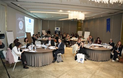 ZORLA ÇALIŞTIRMADAN ARINDIRILMIŞ GİYSİLERE DOĞRU: ÇOK ÜLKELİ BİR SİVİL TOPLUM GİRİŞİMİ PROJESİ